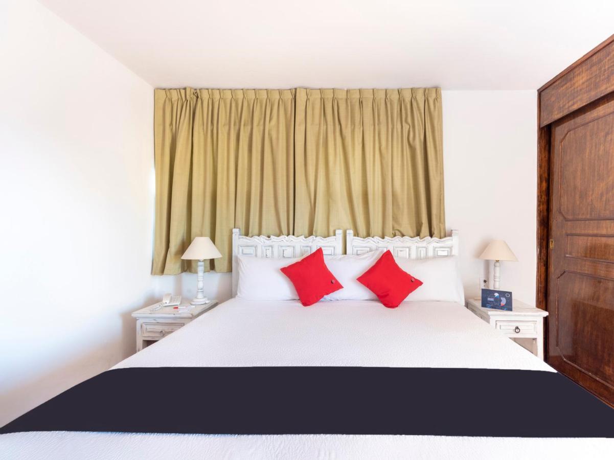 Suites Internacional Zapopan Exterior photo