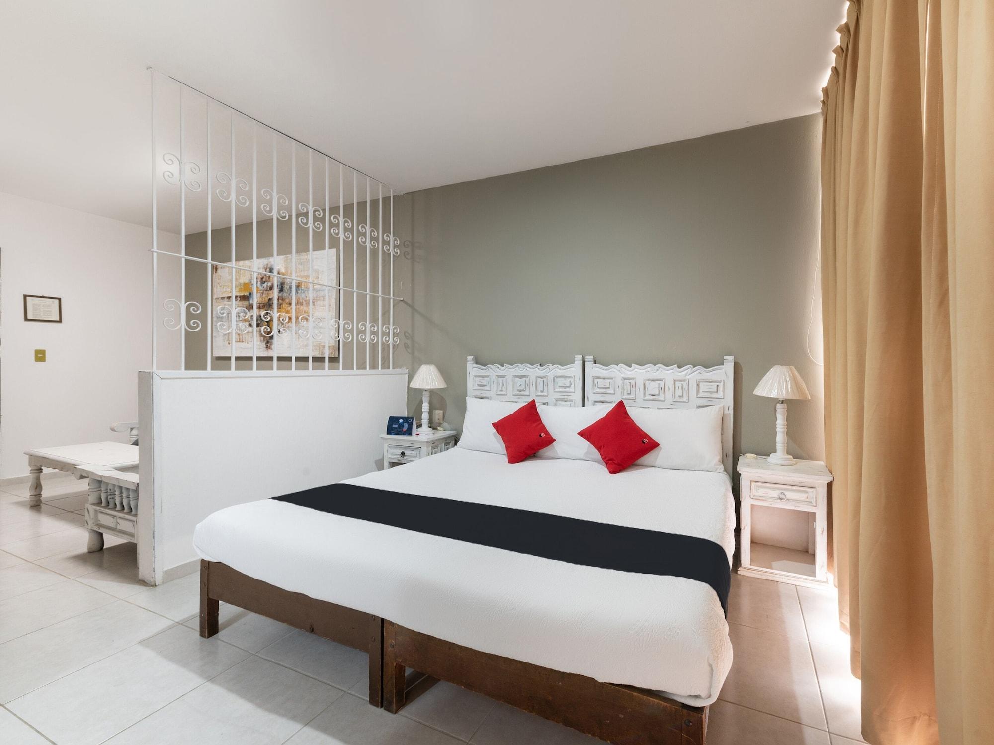 Suites Internacional Zapopan Exterior photo